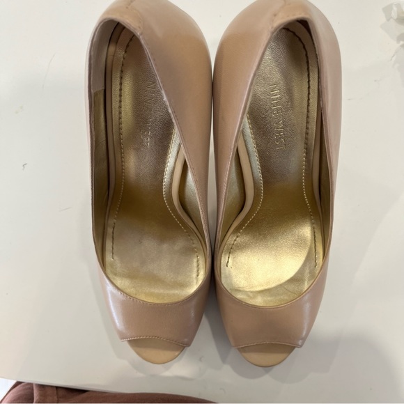 Nine West beige leather heels - Picture 3 of 14
